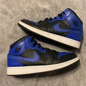 Nike air Jordan hyper royal blue. Size 6.5Y